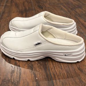 RARE Nike Afterparty II Leather White Mules Clogs Nurse Slip On VNTG Sz 9 2007